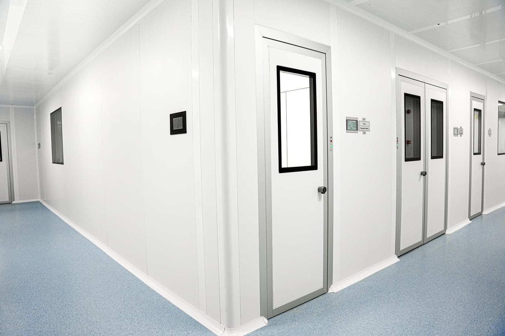 Temiz Oda Nedir? Cleanroom Sistemleri Rehberi